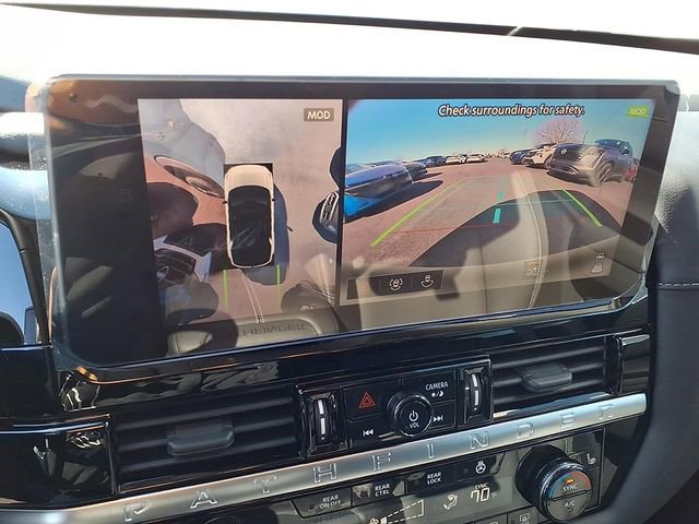 New 2026 Nissan Pathfinder SL w/ SL Premium Package (P04) image 15