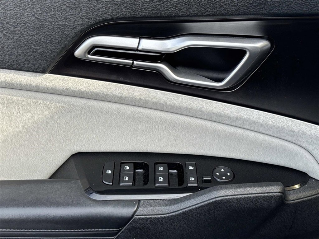 Certified 2024 Kia Sportage EX image 35