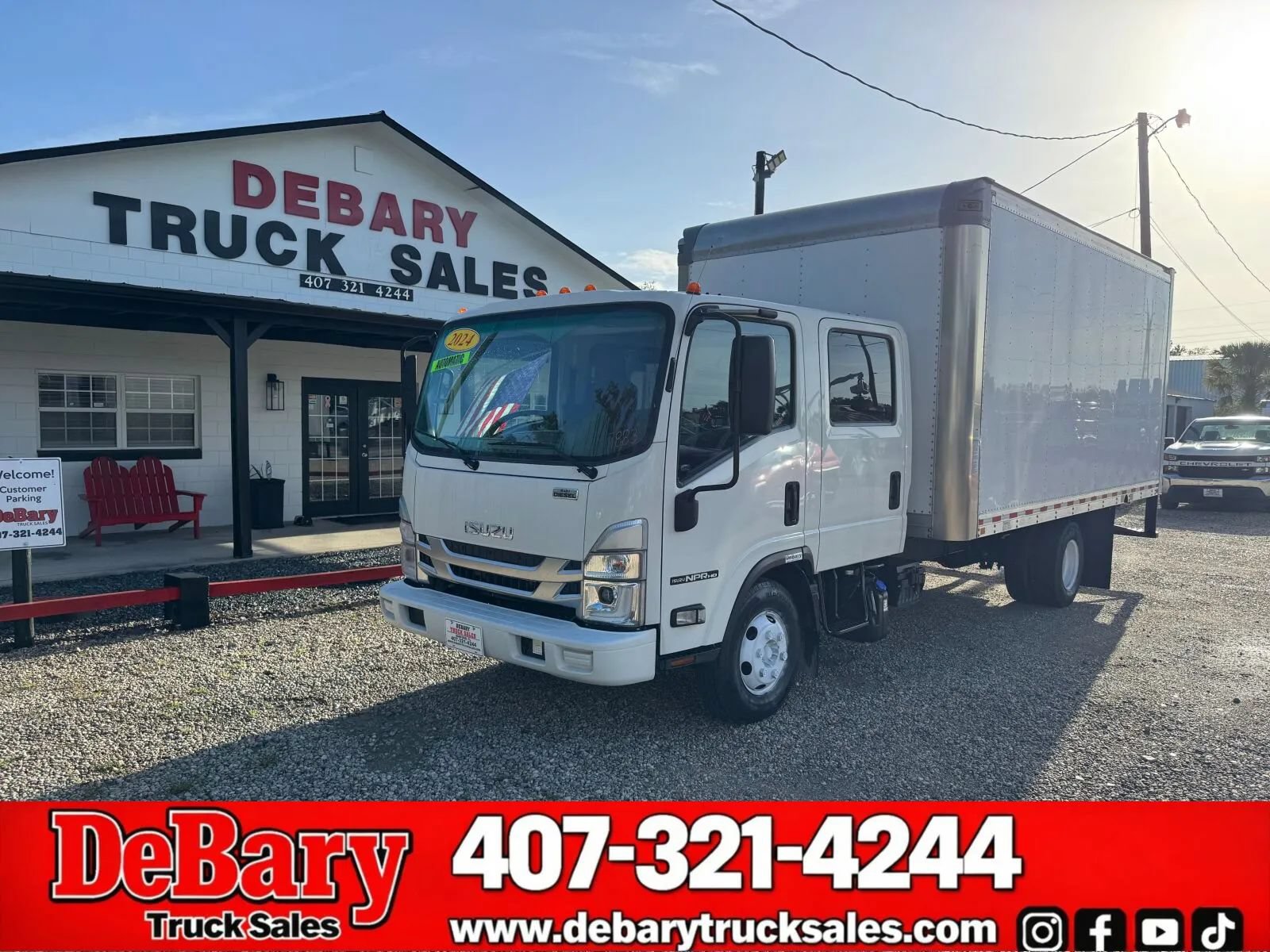 Used 2024 Isuzu NPR 4500 HD RWD image 1