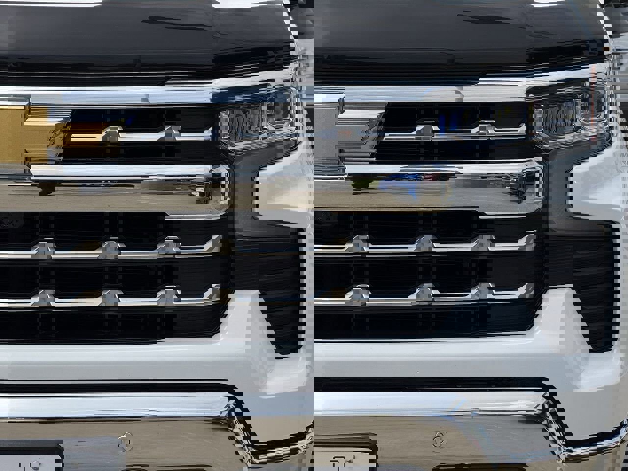 Certified 2024 Chevrolet Silverado 1500 LTZ w/ LTZ Convenience Package II image 8