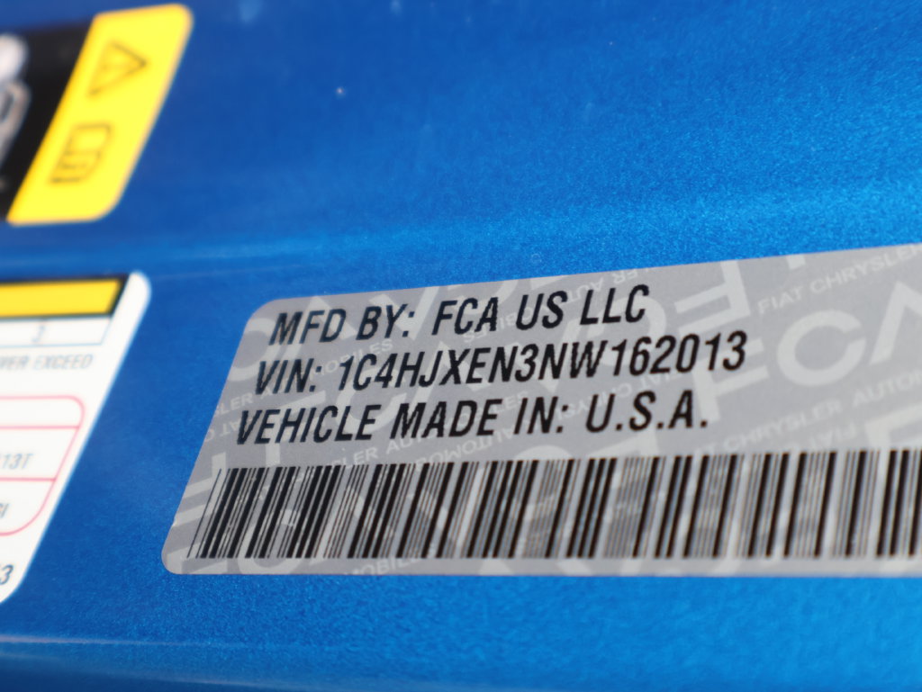 Used 2022 Jeep Wrangler Unlimited Sahara AWD/4WD image 38