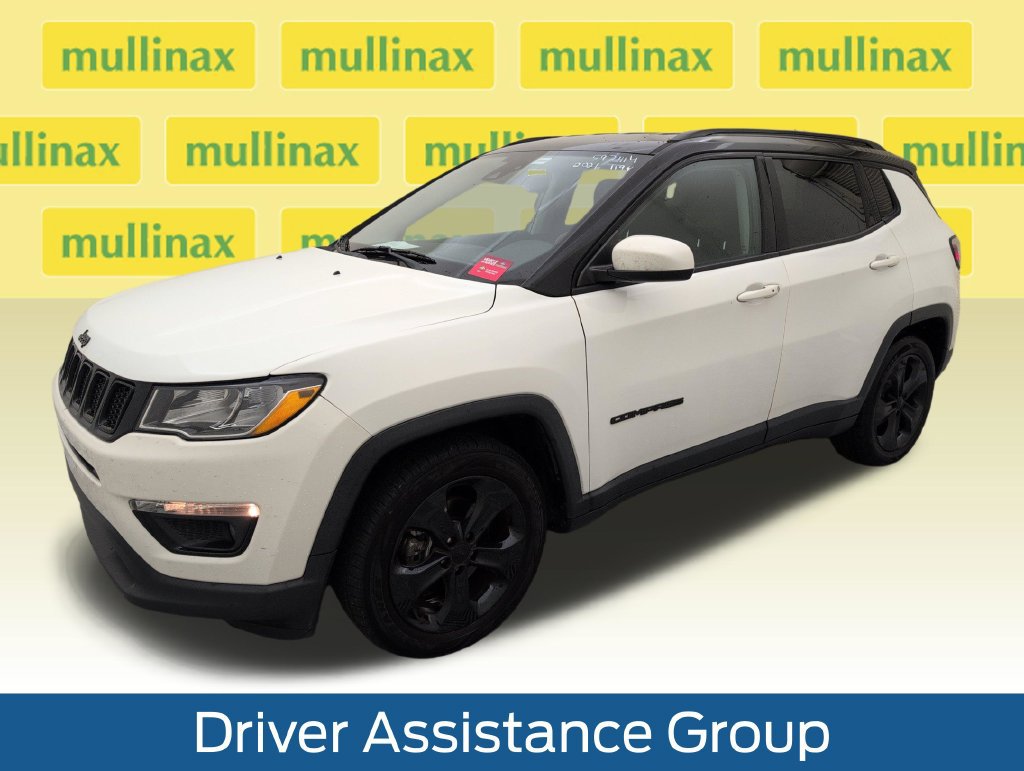 Used 2021 Jeep Compass Latitude FWD image 11