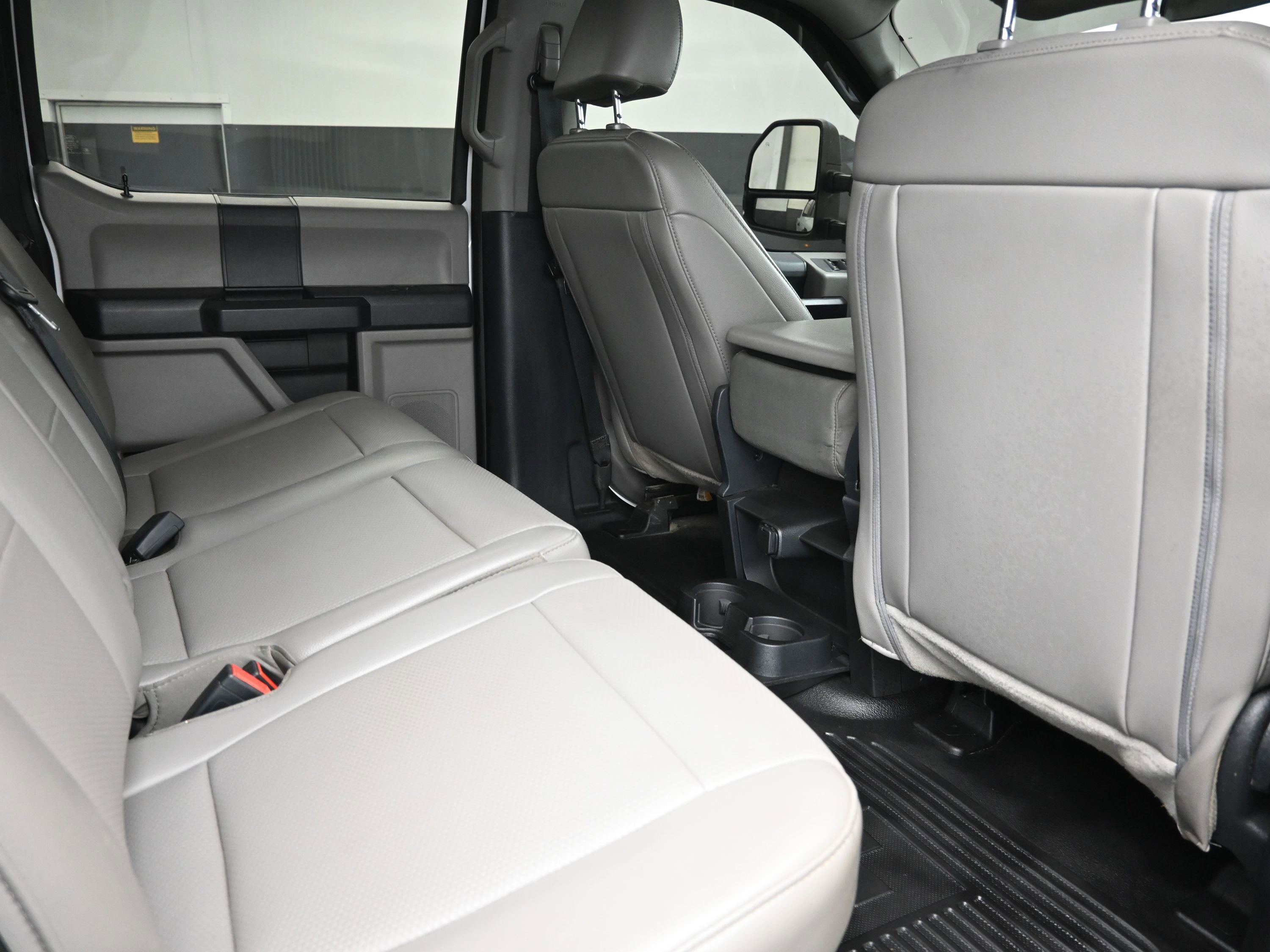 Used 2022 Ford F250 XL w/ Power Equipment Group image 24