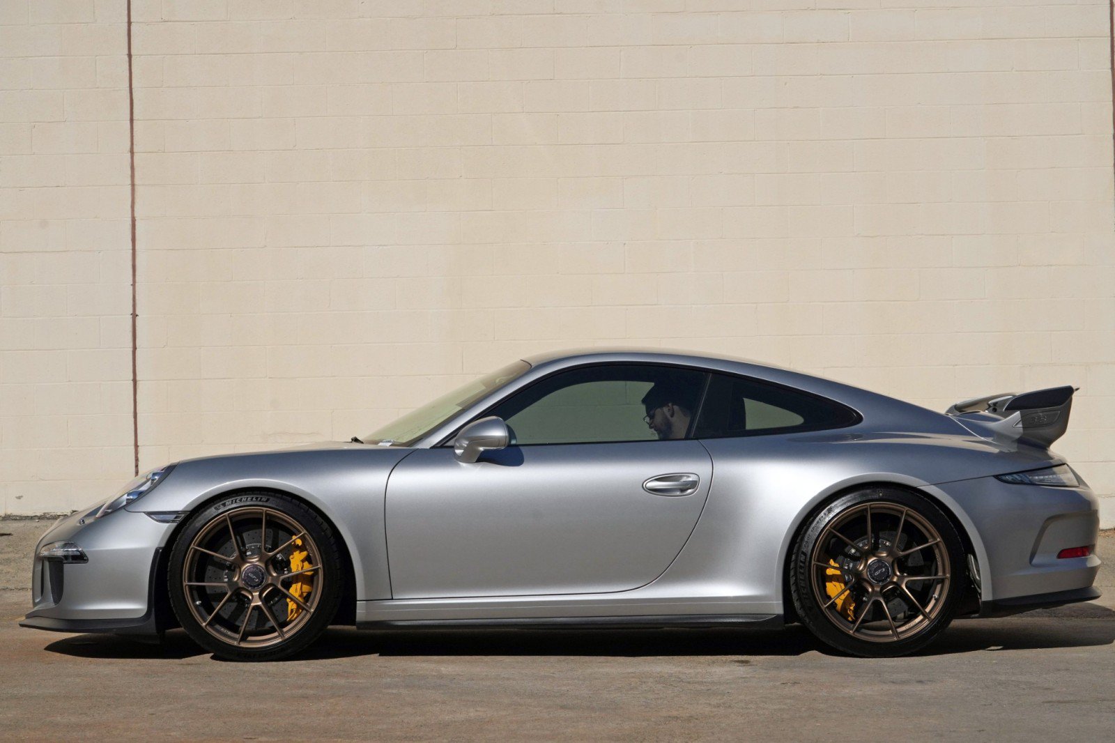 Used 2014 Porsche 911 GT3 RWD image 9
