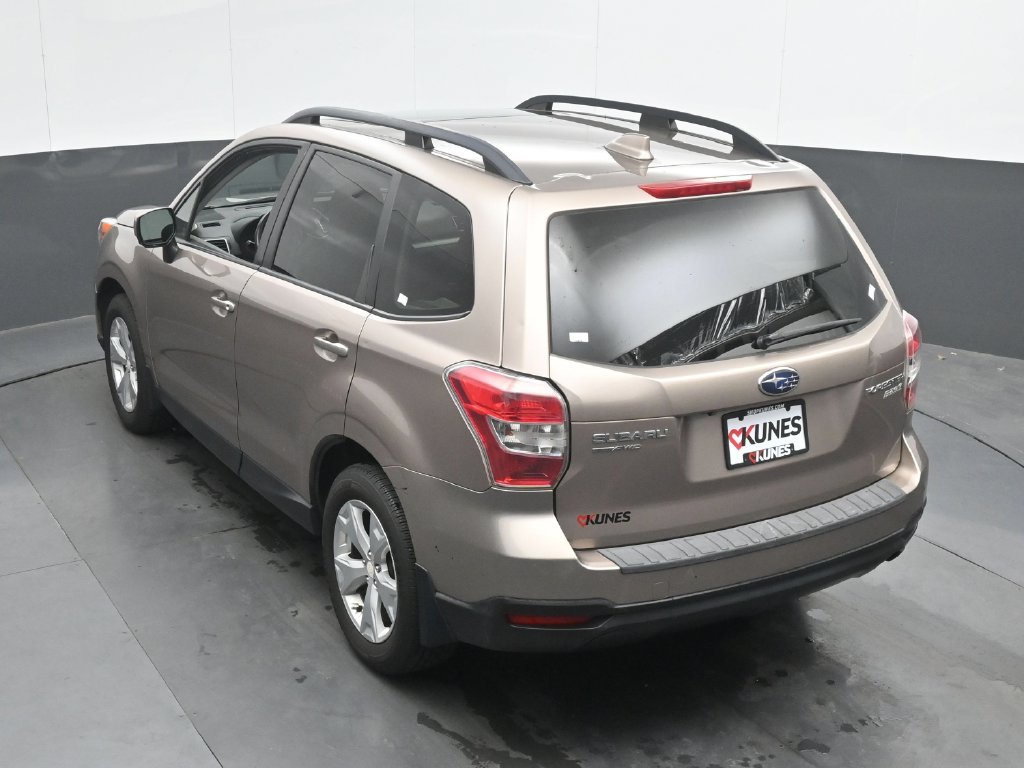 Used 2016 Subaru Forester 2.5i Premium AWD/4WD image 36