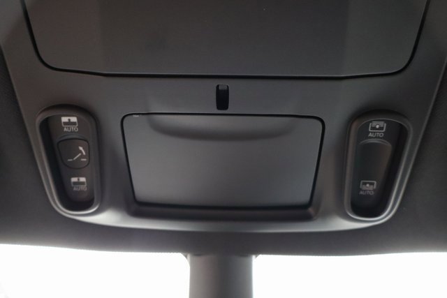 New 2026 Chrysler Pacifica Limited w/ S Appearance Package image 25