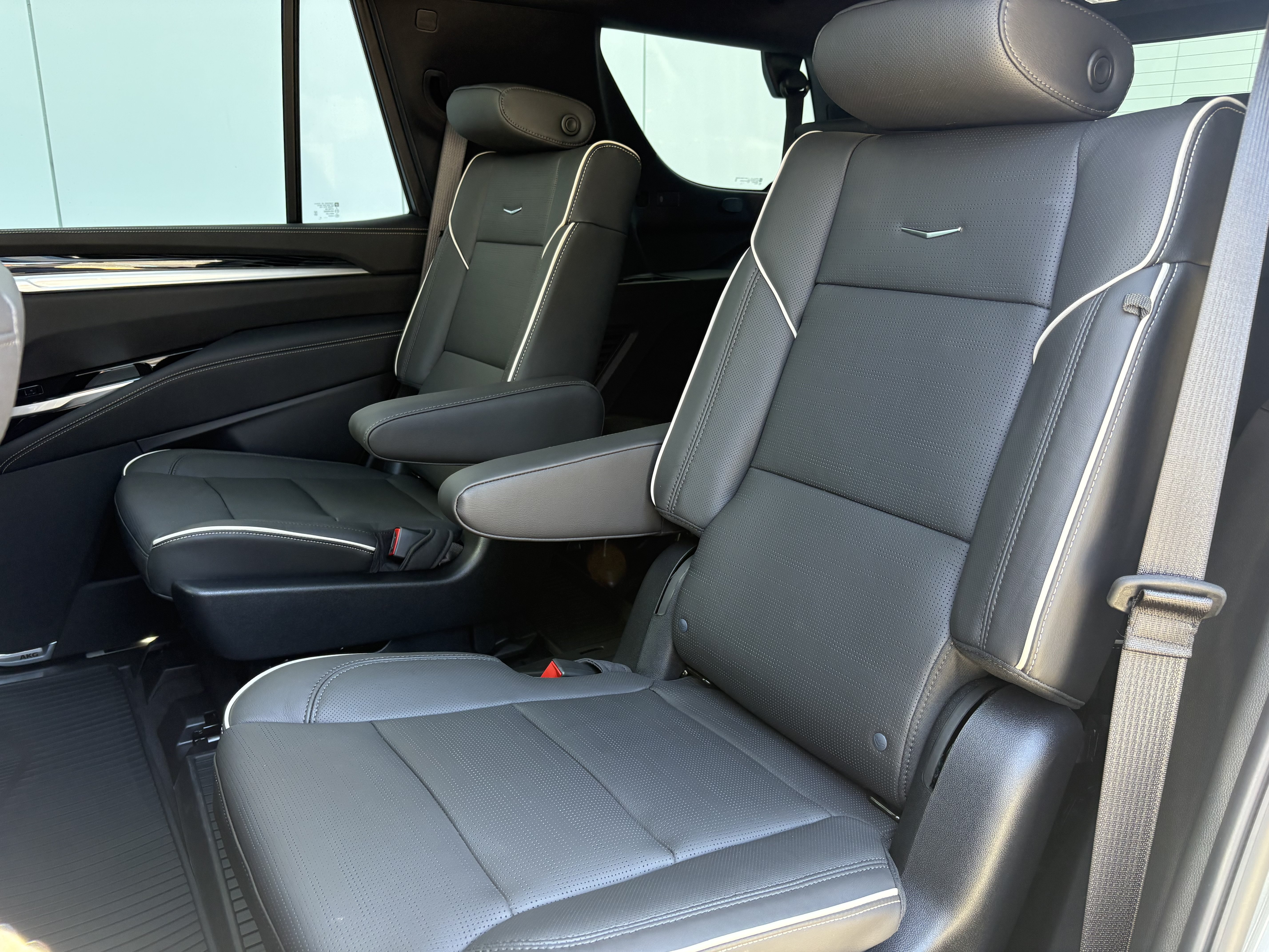 New 2026 Cadillac Escalade Sport w/ Touring Package AWD/4WD image 13