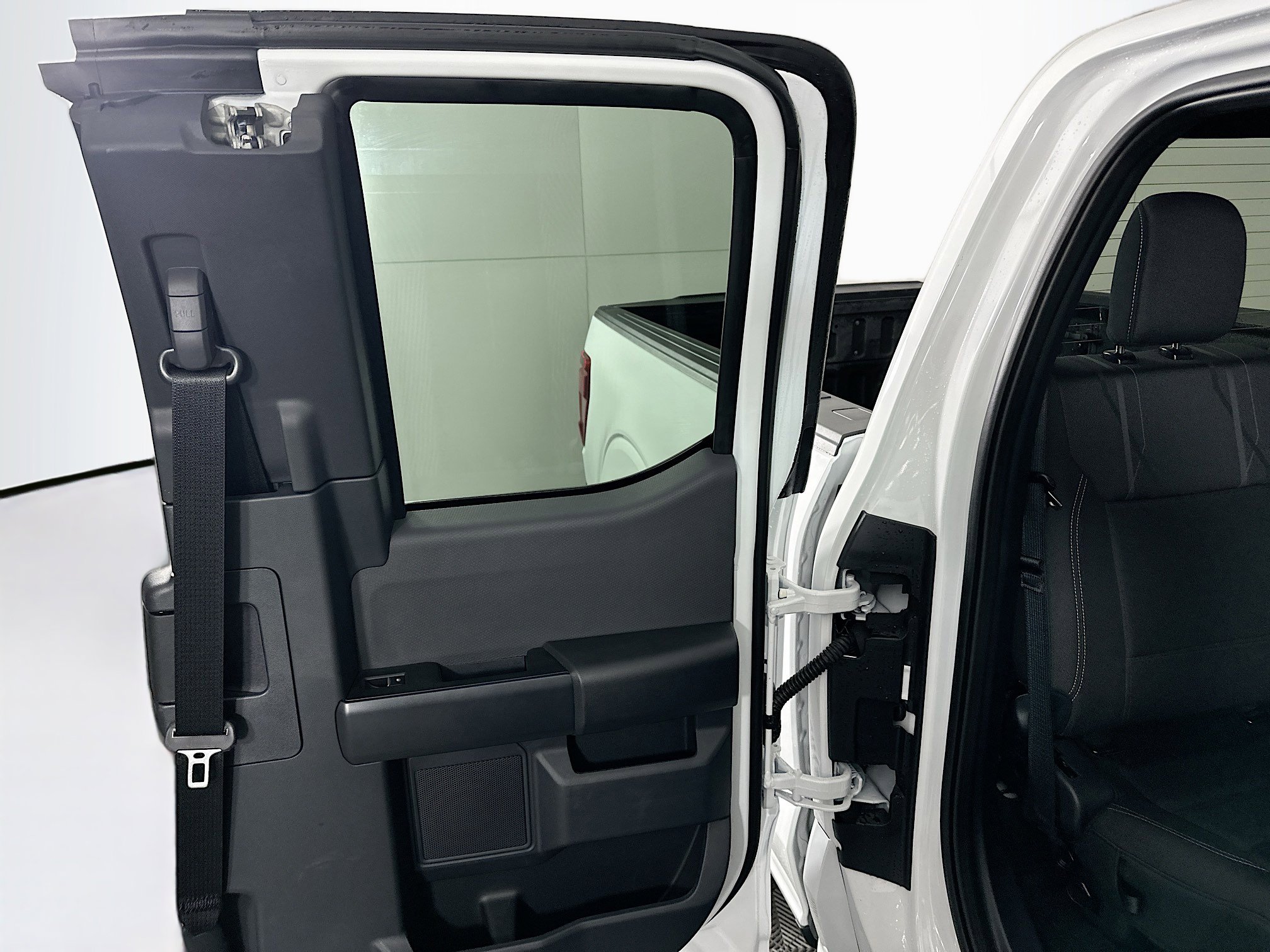 Used 2025 Ford F150 STX w/ Equipment Group 200A image 27