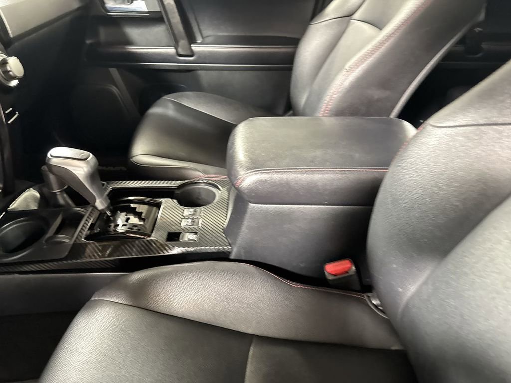 Used 2018 Toyota 4Runner TRD Off-Road Premium w/ Wilderness Package image 29