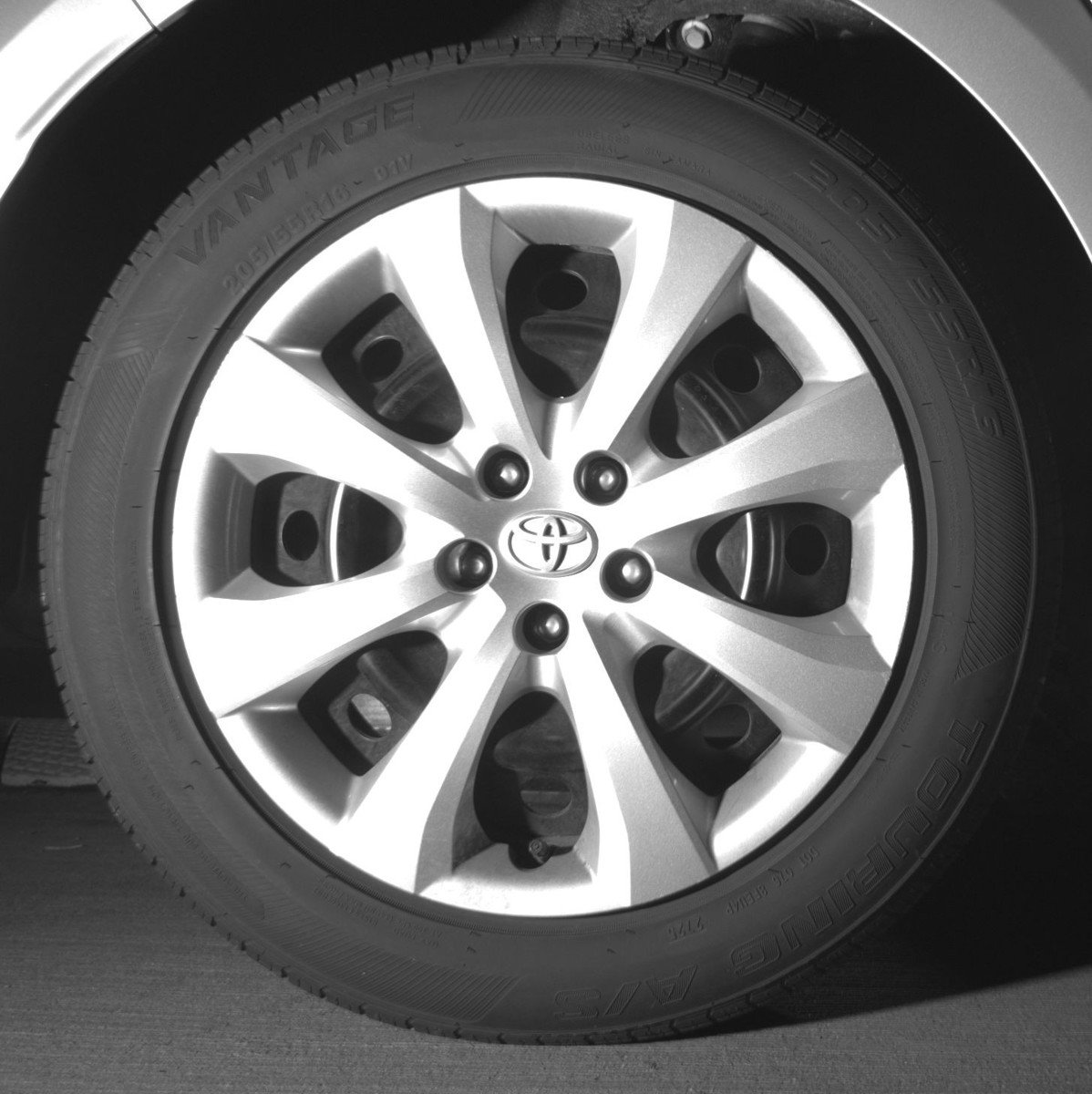 Used 2025 Toyota Corolla LE FWD image 15