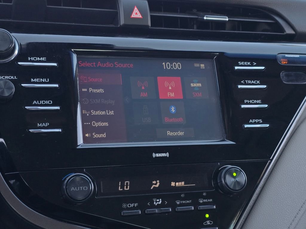 Used 2020 Toyota Camry SE FWD image 22