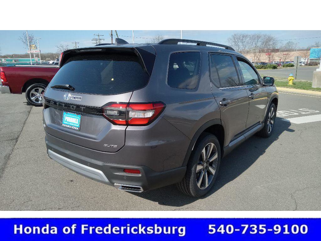 Certified 2025 Honda Pilot Elite image 5