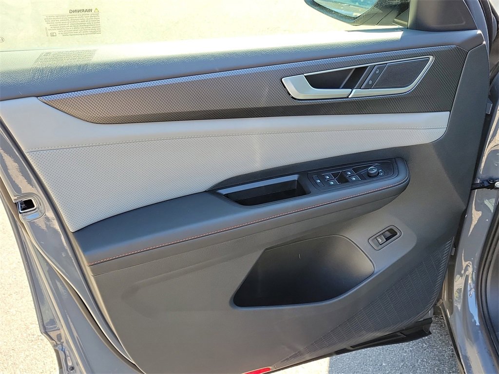 Certified 2025 Volkswagen Atlas Peak Edition SE image 20