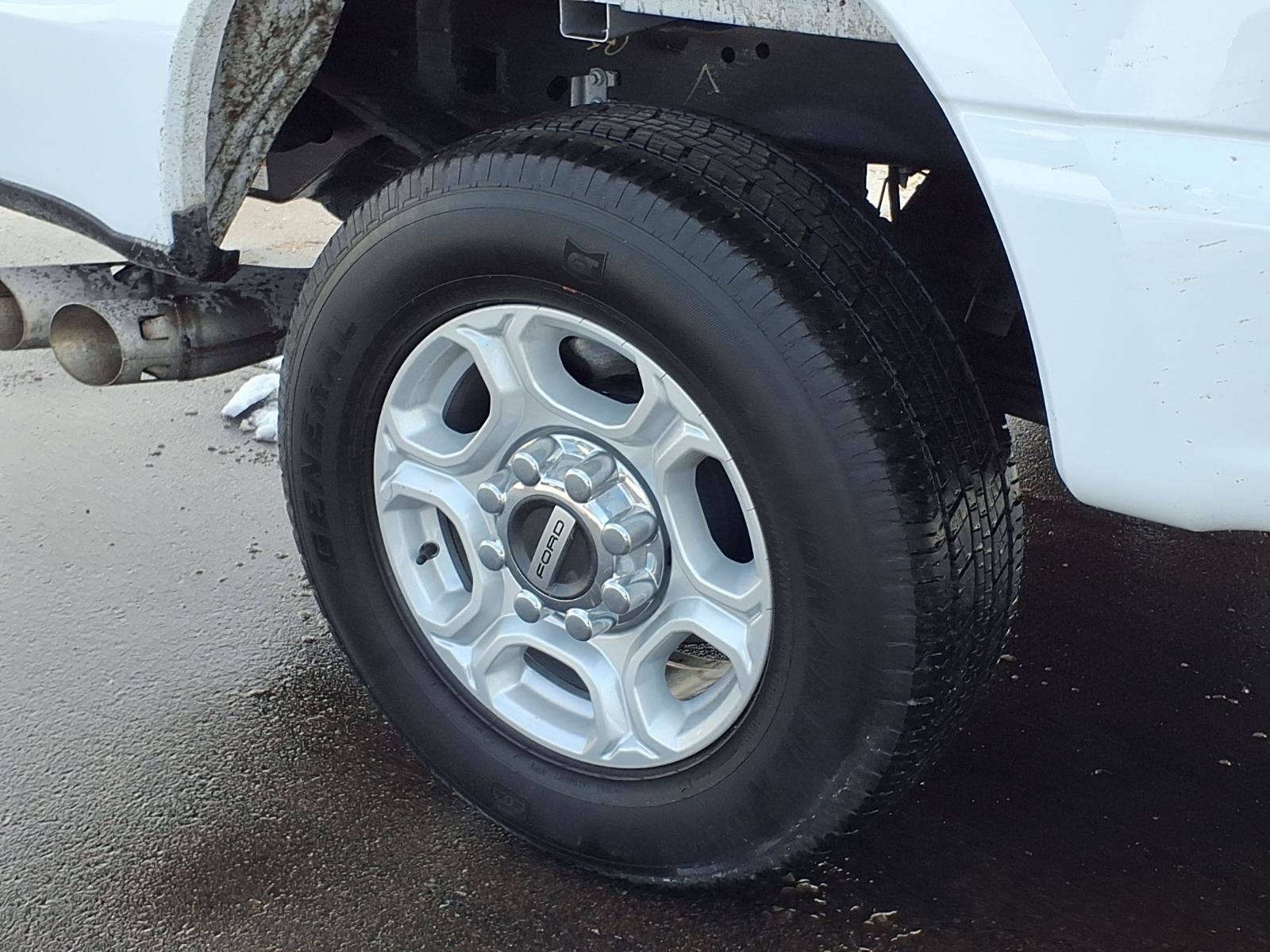 Used 2025 Ford F250 XLT image 23