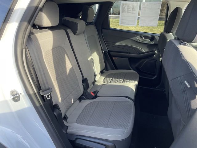 Used 2022 Ford Escape SE w/ Cold Weather Package image 21
