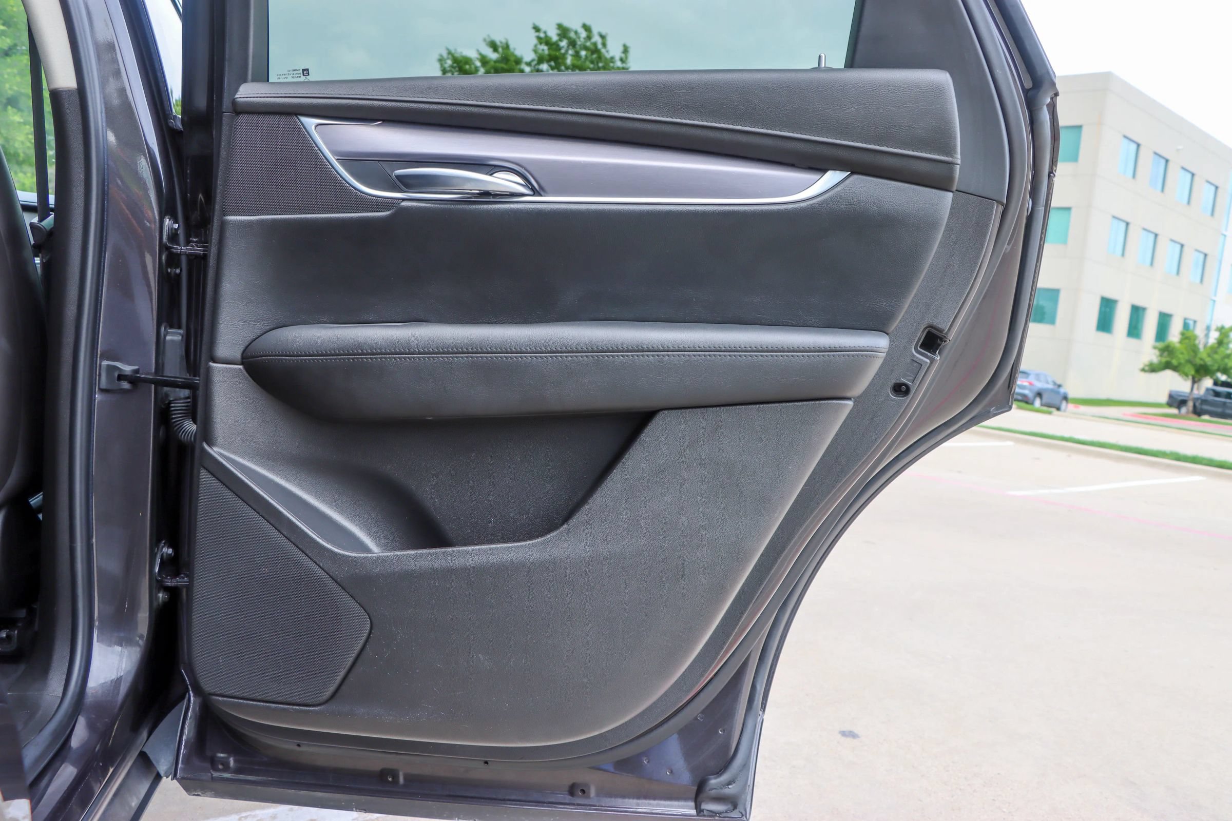 Used 2019 Cadillac XT5 Premium Luxury w/ Driver Assist Package FWD image 11