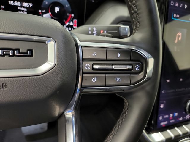 Used 2025 GMC Yukon XL Denali AWD/4WD image 37