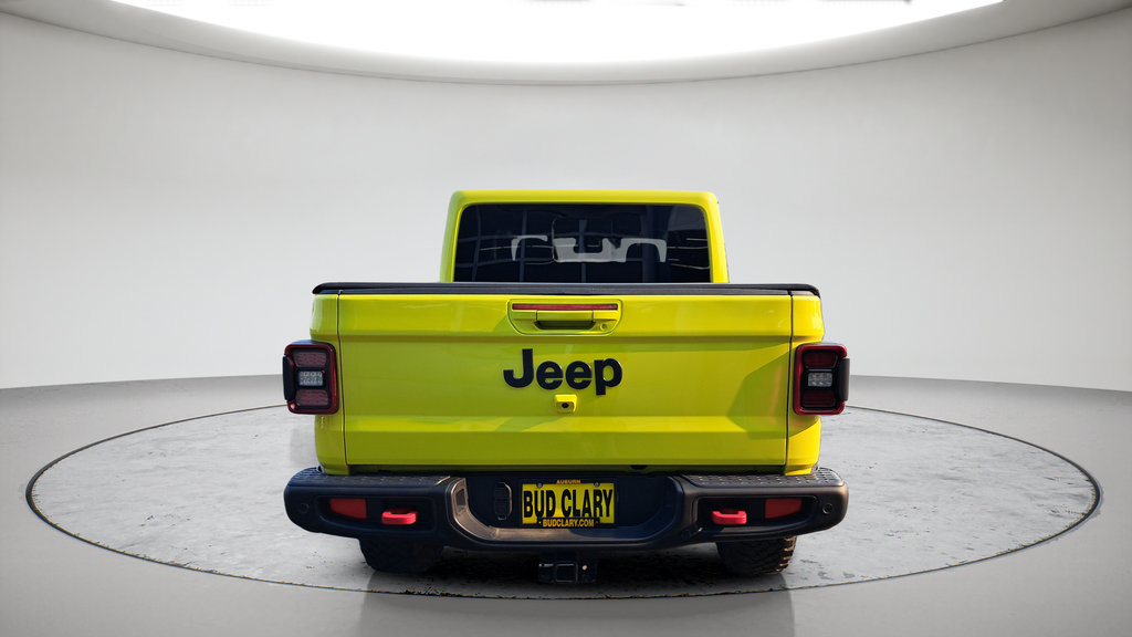 Used 2024 Jeep Gladiator Rubicon AWD/4WD image 4