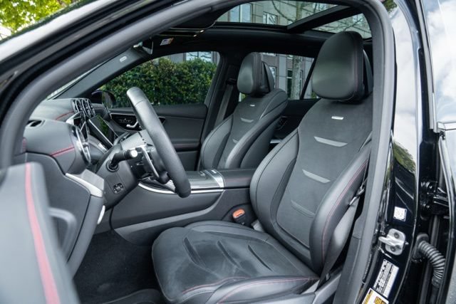 Used 2025 Mercedes-Benz GLC 43 AMG 4MATIC image 36