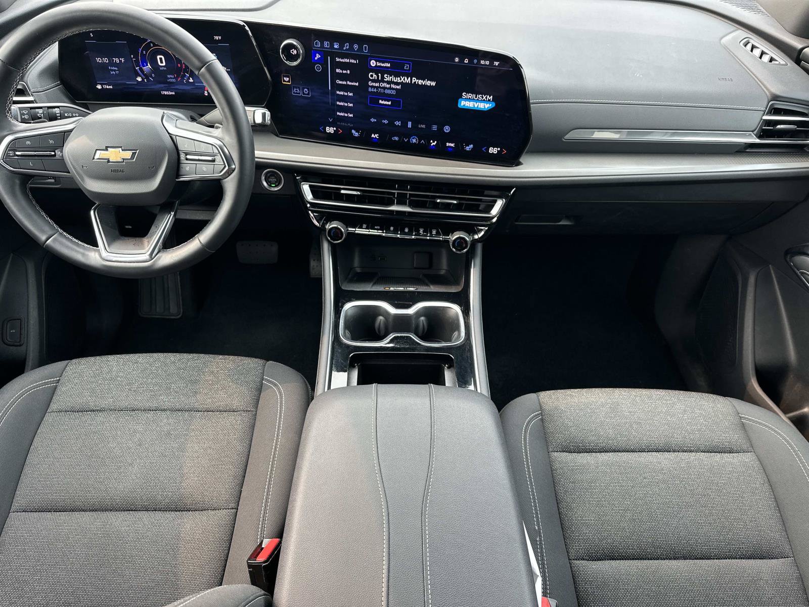 Certified 2024 Chevrolet Traverse LT FWD image 13