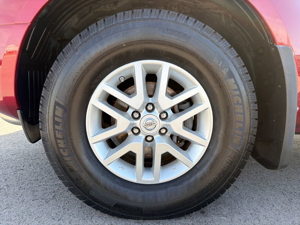 Used 2017 Nissan Frontier SV RWD image 2