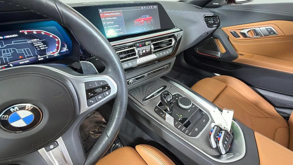 Used 2021 BMW Z4 M40i w/ Executive Package RWD image 19