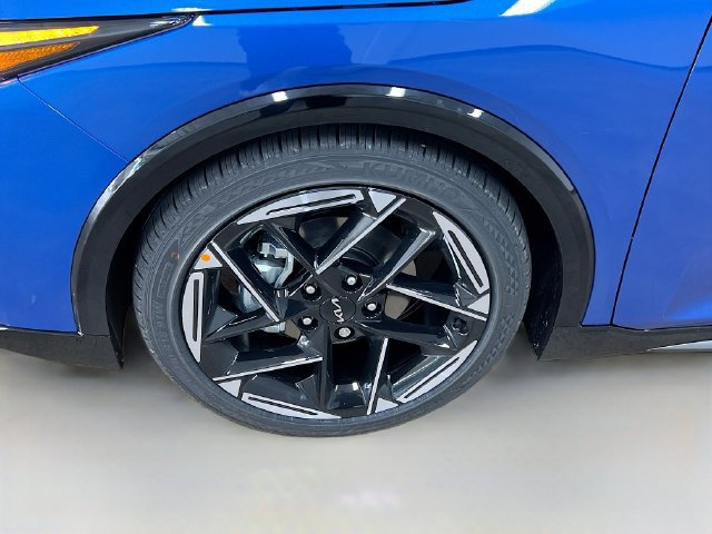 New 2025 Kia K4 EX w/ GT-Line Sunroof Package FWD image 31