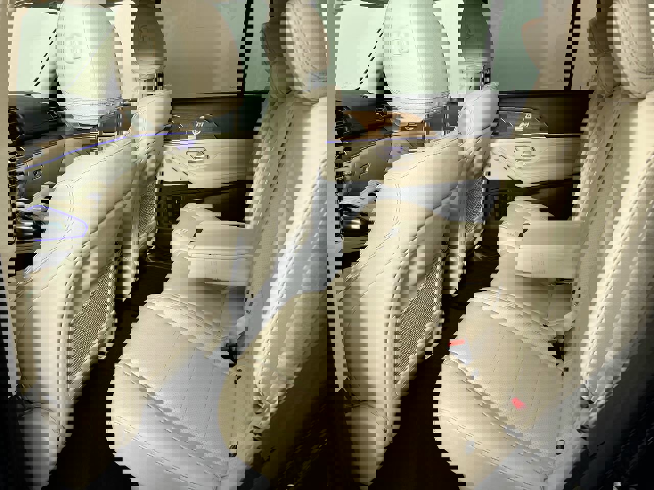 Used 2022 Mercedes-Benz GLS 450 4MATIC image 27