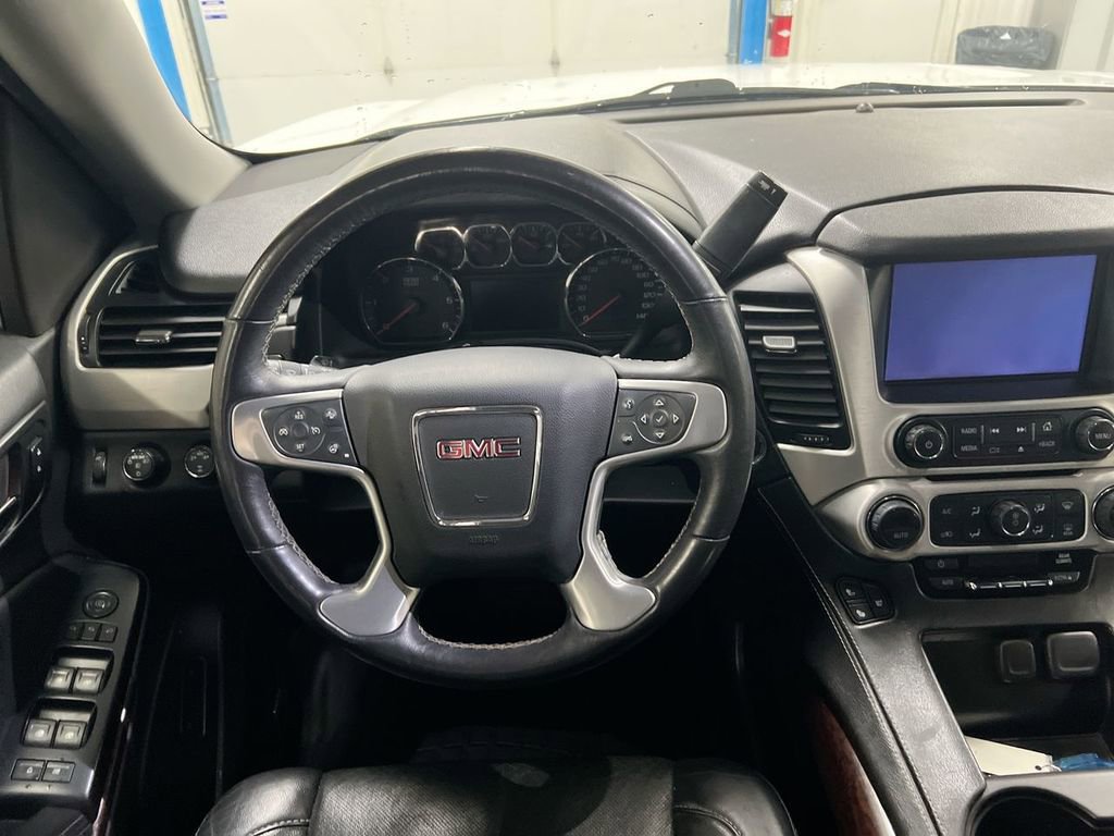 Used 2015 GMC Yukon XL SLT image 11