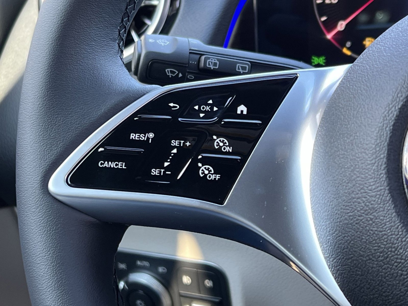 New 2026 Mercedes-Benz GLB 250 GLB 250 image 30