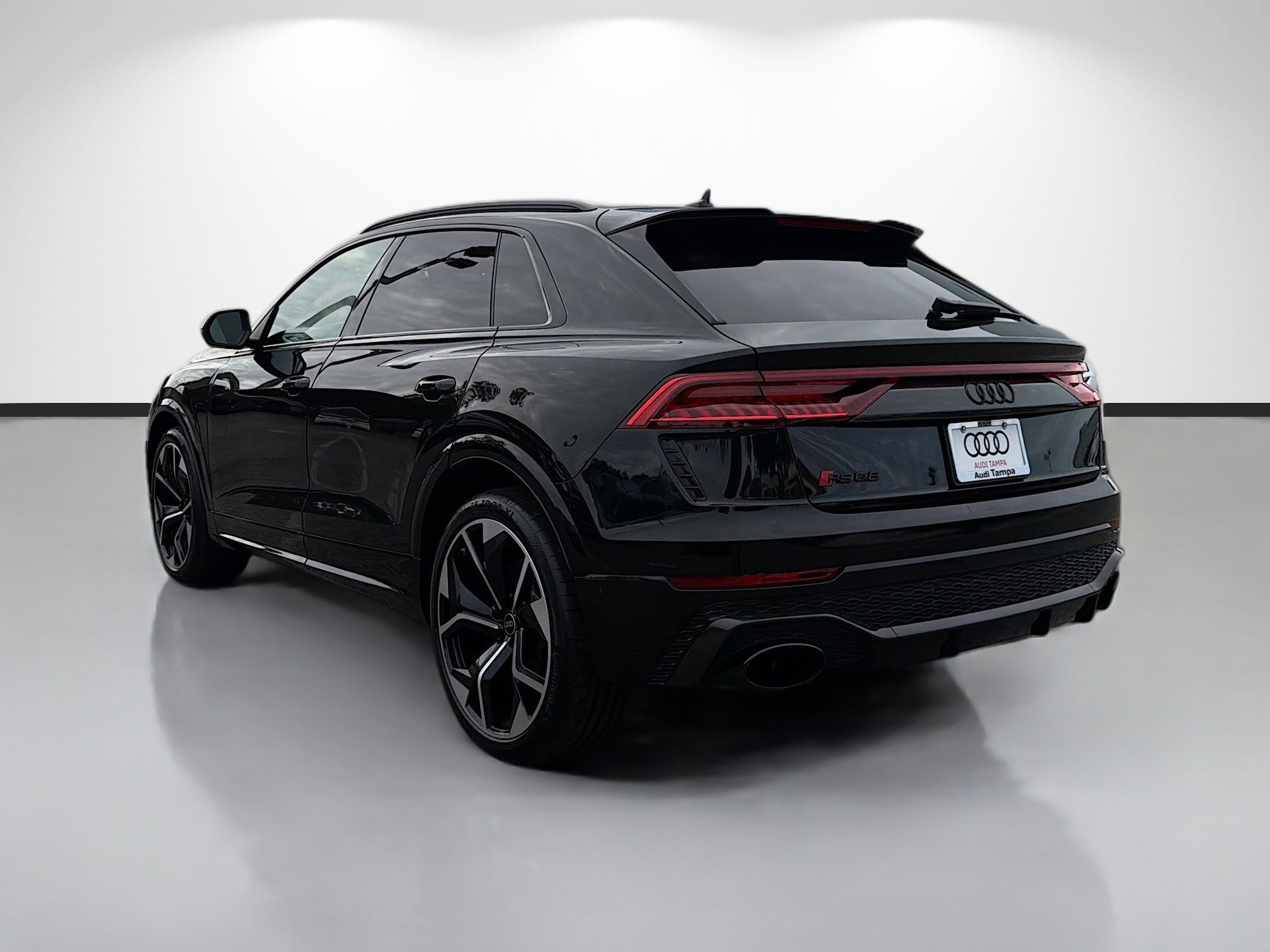 Used 2023 Audi RS Q8 image 6