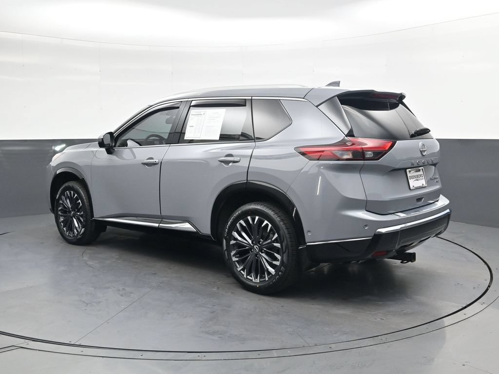 Certified 2024 Nissan Rogue Platinum w/ Platinum Premium Package AWD/4WD image 11
