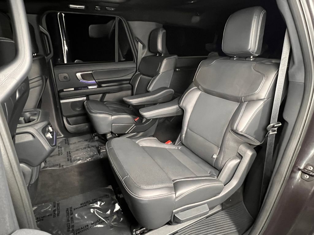 Used 2025 Ford Expedition Max Platinum w/ Stealth Performance Package AWD/4WD image 22