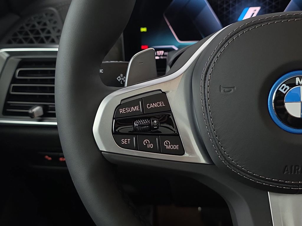 New 2026 BMW X5 xDrive50e w/ M Sport Package image 17