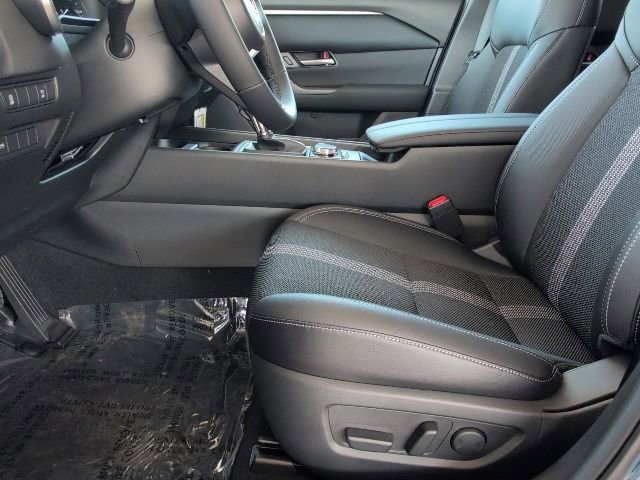 Used 2025 MAZDA CX-50 AWD 2.5 S w/ Weather Package image 12