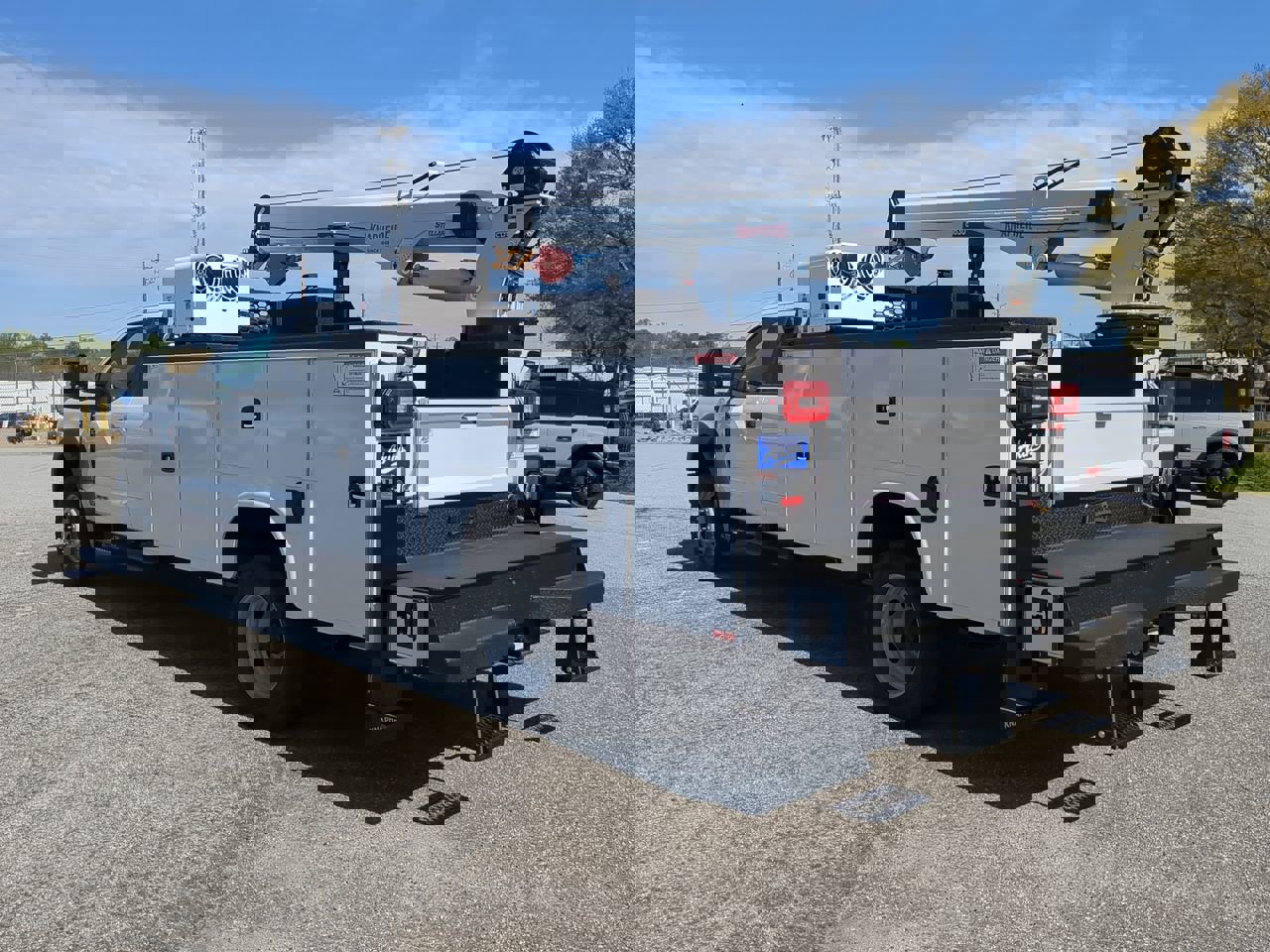 New 2026 Ford F550 4x4 Supercab Super Duty image 5