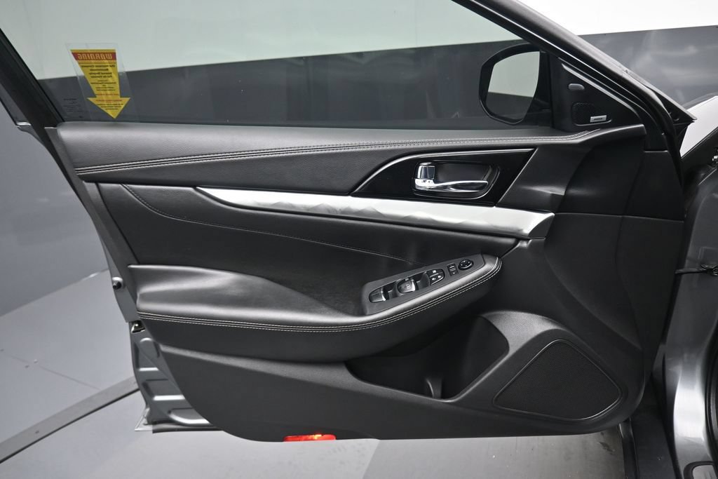 Used 2020 Nissan Maxima 3.5 SL w/ Illumination Package FWD image 9