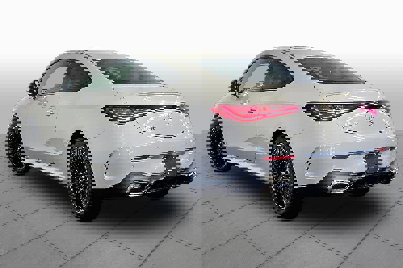 New 2026 Mercedes-Benz CLE 300 4MATIC Coupe image 3