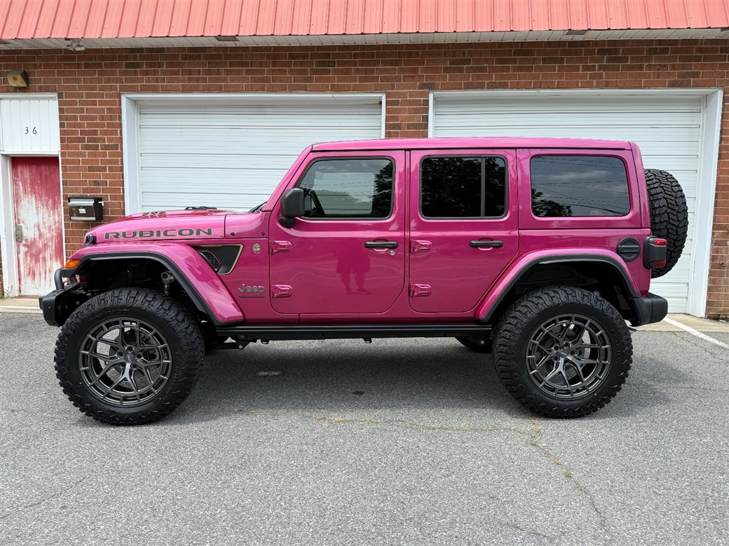 Used 2024 Jeep Wrangler Unlimited Rubicon 392 AWD/4WD image 17