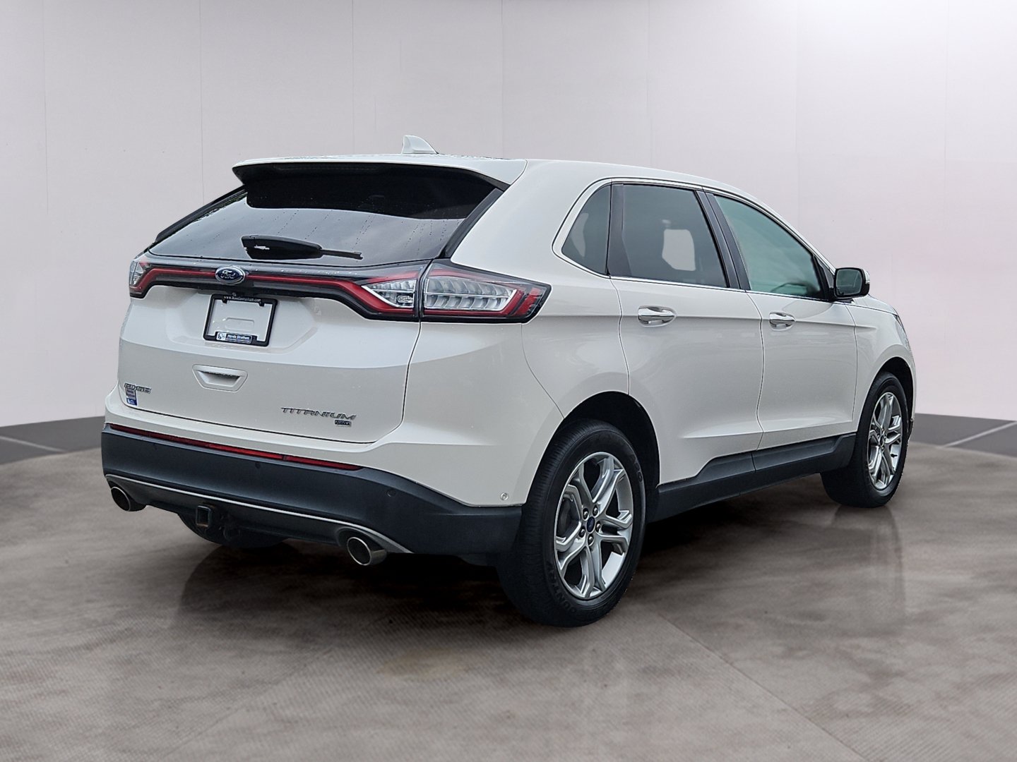Used 2017 Ford Edge Titanium w/ Equipment Group 302A AWD/4WD image 2