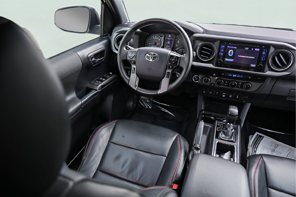 Used 2018 Toyota Tacoma TRD Pro AWD/4WD image 28