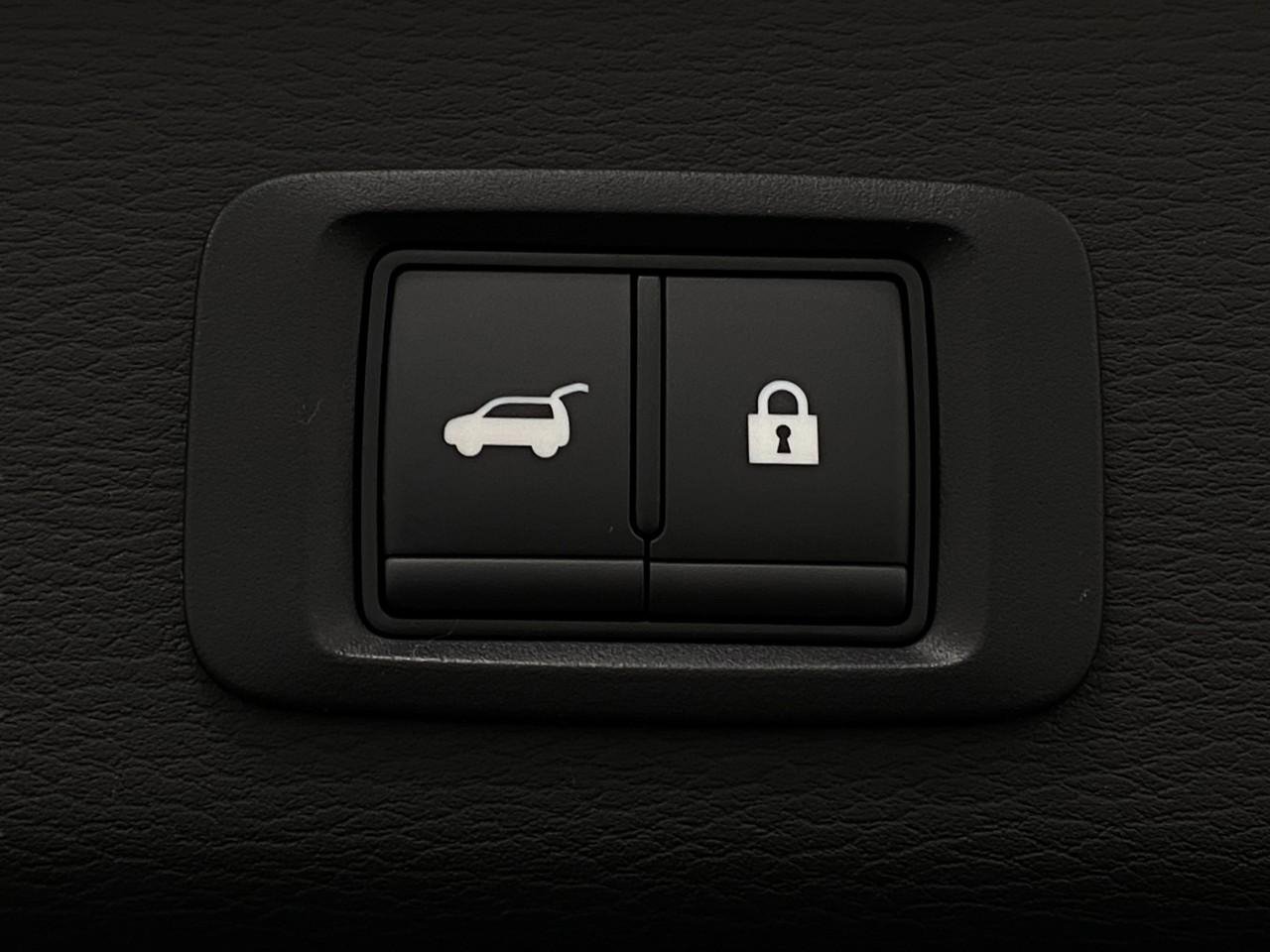 New 2026 Mitsubishi Outlander SE image 6