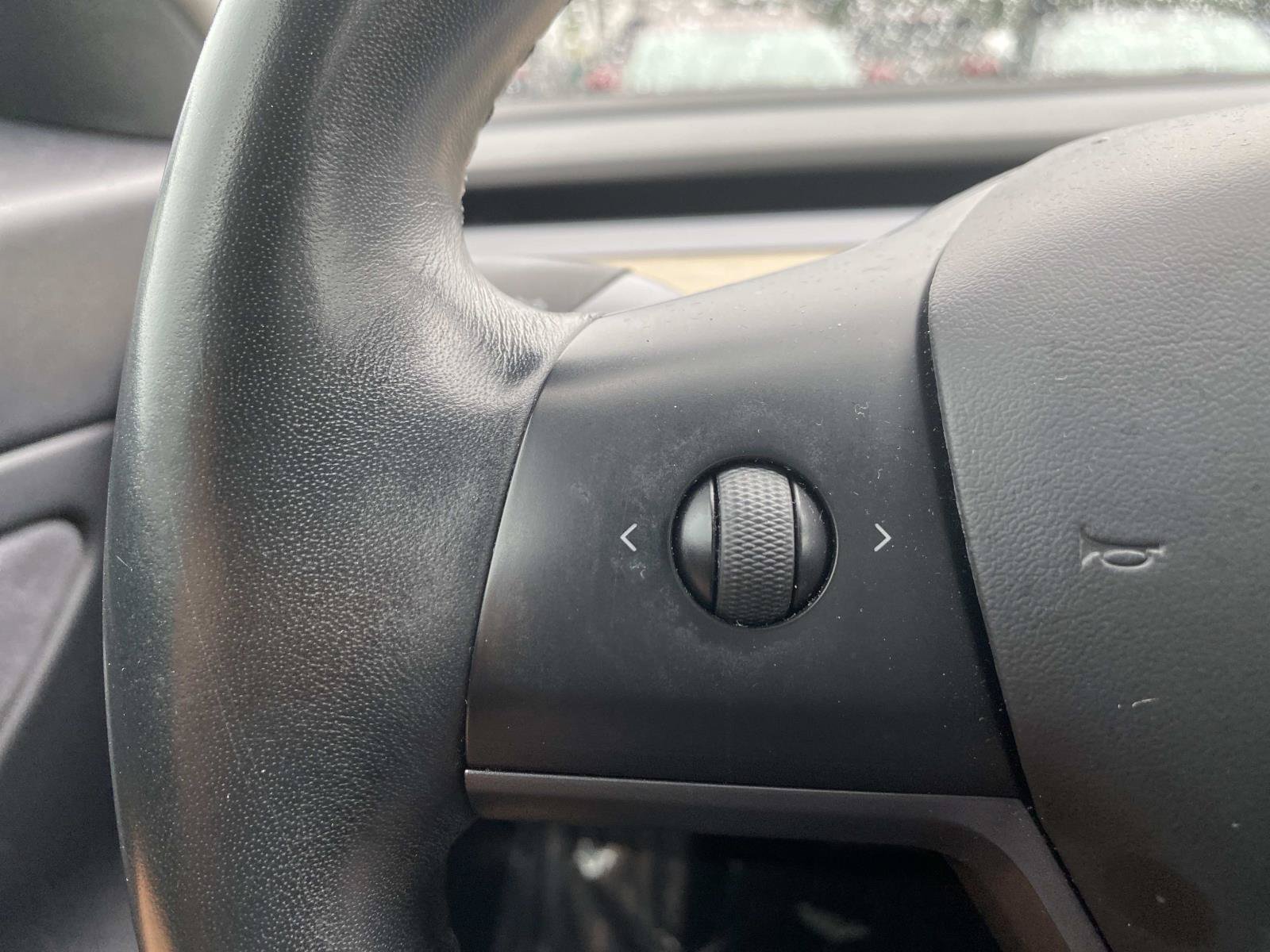Used 2018 Tesla Model 3 Long Range RWD image 15