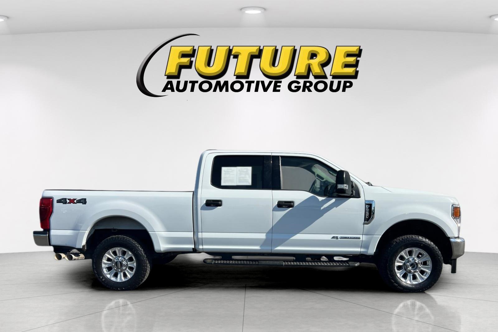 Certified 2022 Ford F250 XLT image 2