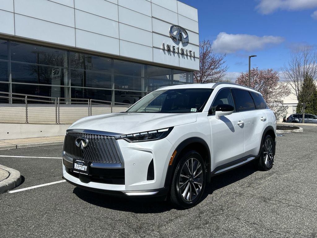 Certified 2026 INFINITI QX60 Luxe w/ Cargo Package AWD/4WD image 1