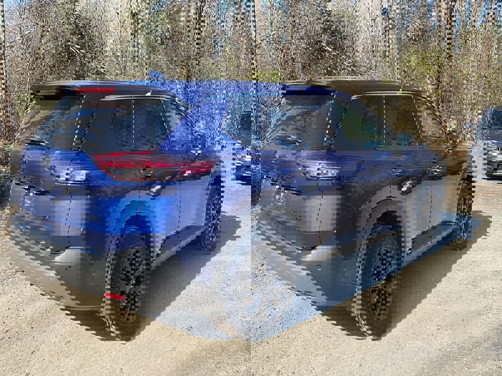 Used 2022 Nissan Rogue SV image 8