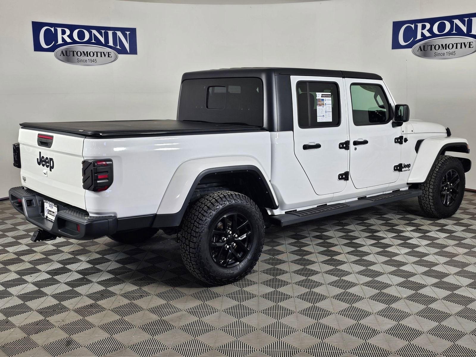 Used 2022 Jeep Gladiator Sport image 5