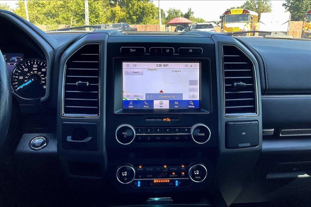 Used 2020 Ford Expedition XLT w/ Equipment Group 202A RWD image 21