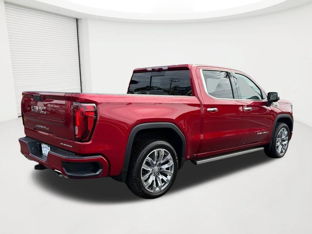 Used 2024 GMC Sierra 1500 Denali w/ Denali Reserve Package AWD/4WD image 5