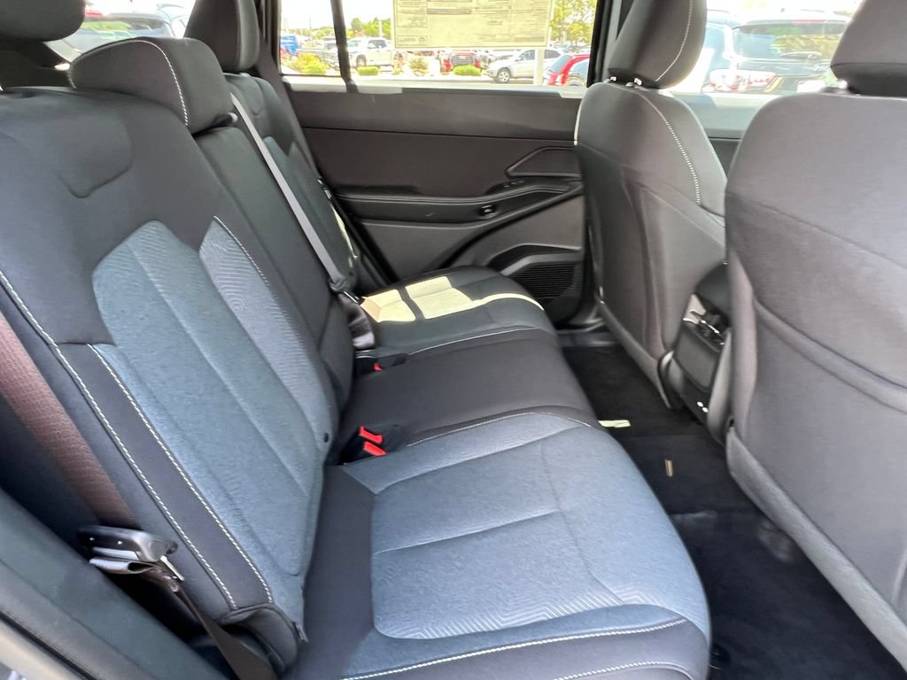 New 2026 Jeep Cherokee Laredo AWD/4WD image 17